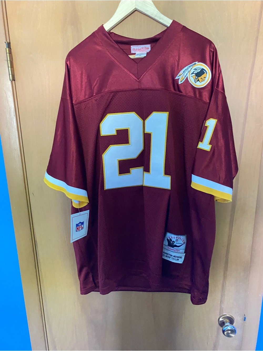 Mitchell & Ness Washington RedskinsBurgundy Sean Taylor  #21 Football Jersey